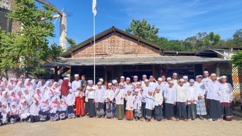 Dokumentasi dukungan untuk santri Darul Husna
